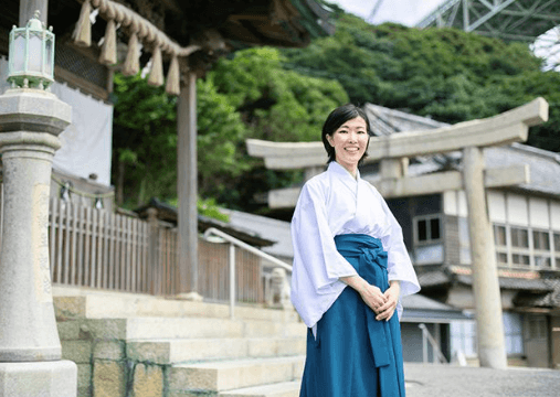 【神社事務の好待遇求人どこで探す？】未経験OK／御守りや御朱印お渡し◎／年休120日／正社員／神社が好きなど希望の職場が見つかる！