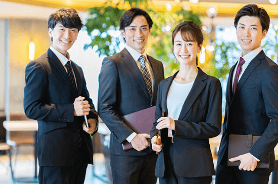 【弁理士の好待遇求人どこで探す？】未経験歓迎／完全土日祝休／時差出勤導入／弁理士志望者歓迎など希望の職場が見つかる！